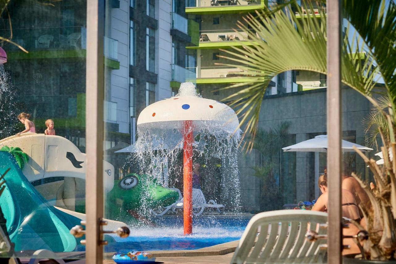 Rebeq Aparthotel Alezzi Beach Năvodari Buitenkant foto