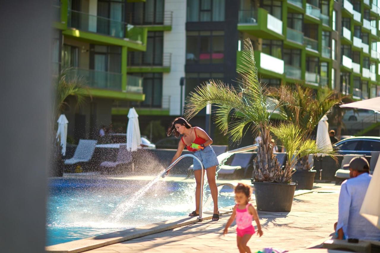 Rebeq Aparthotel Alezzi Beach Năvodari Buitenkant foto