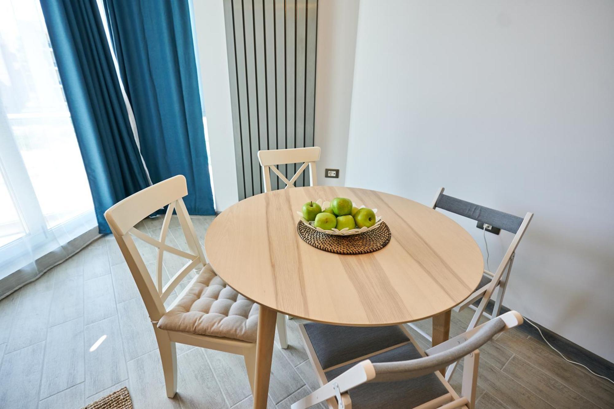 Rebeq Aparthotel Alezzi Beach Năvodari Kamer foto